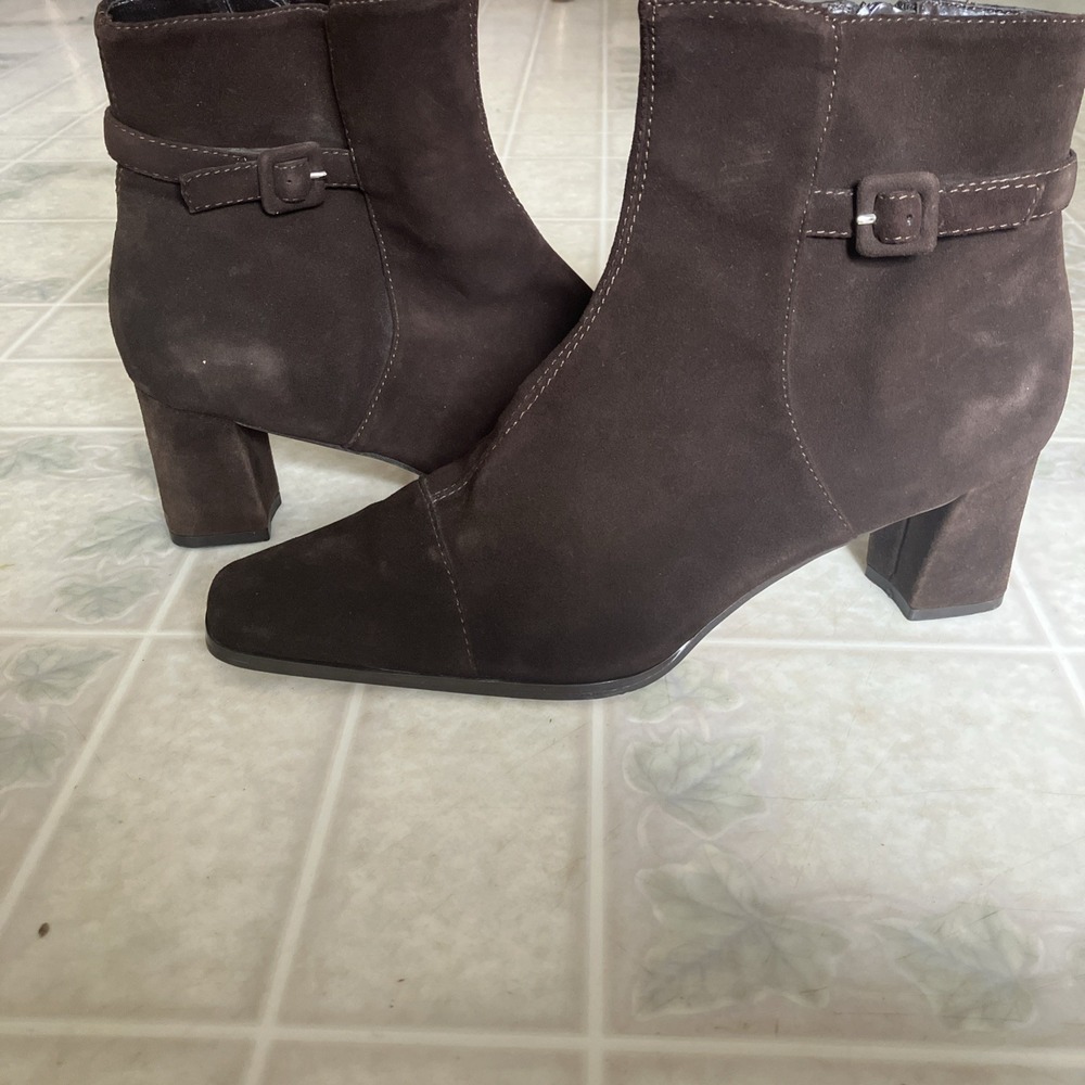 90's Coldwater Creek ankle boot size 10M brown suede leather side zip square toe